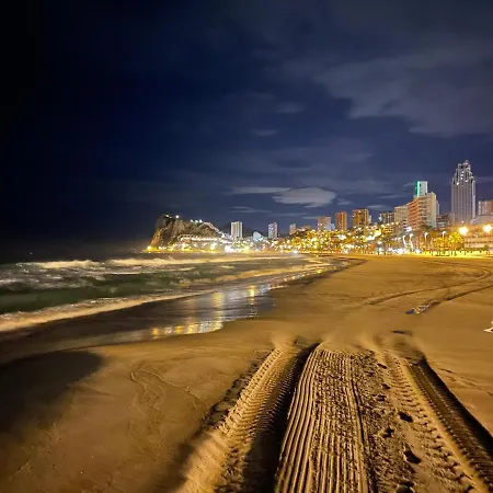 Sunset Cliffs Luxury With Sea View דירה בנידורם