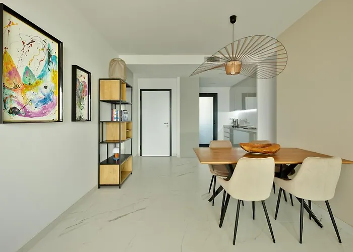 Апартаменты Sunset Cliffs Luxury With Sea View *